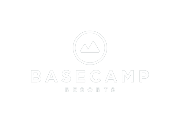 basecamp-resorts-logo-white